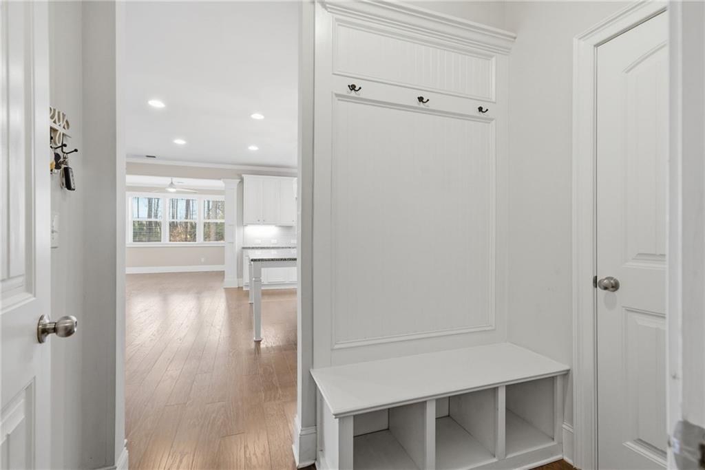 Alpharetta, Georgia, 30004, United States, 5 Bedrooms Bedrooms, ,4 BathroomsBathrooms,Residential,For Sale,2030303