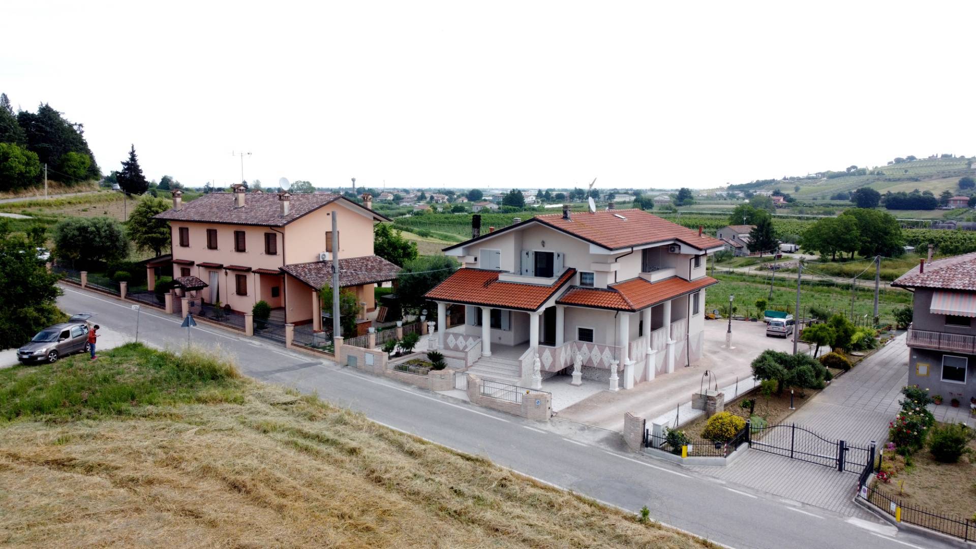 Cesena, Forli-Cesena, 47023, IT, 3 Bedrooms Bedrooms, ,3 BathroomsBathrooms,Residential,For Sale,1826860
