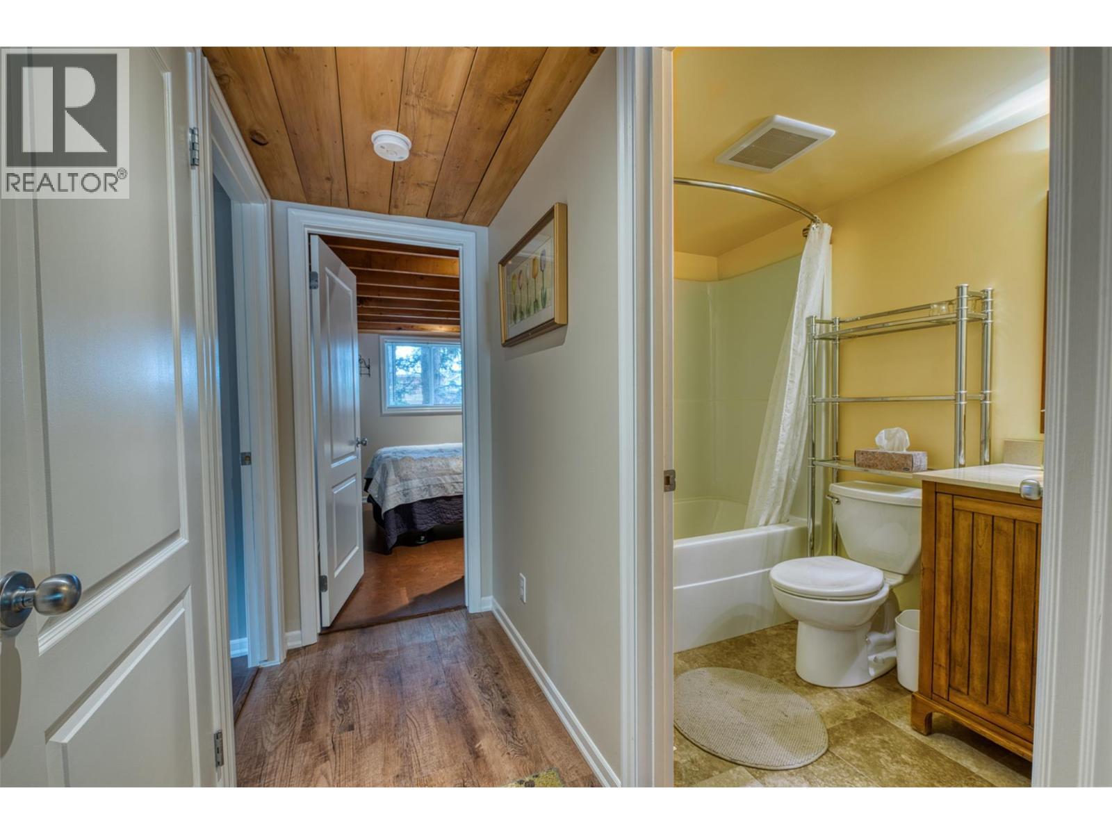 LAKE COUNTRY, British Columbia, V4V 1W7, CA, 2 Bedrooms Bedrooms, ,2 BathroomsBathrooms,Residential,For Sale,1950731