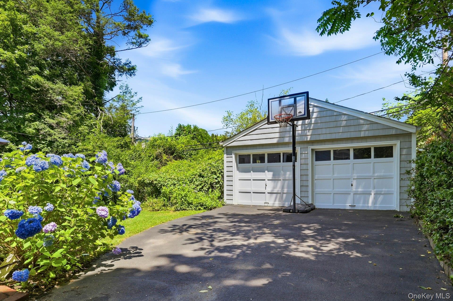  17 Monfort Road, Port Washington, NY, 11050 - 物件實景