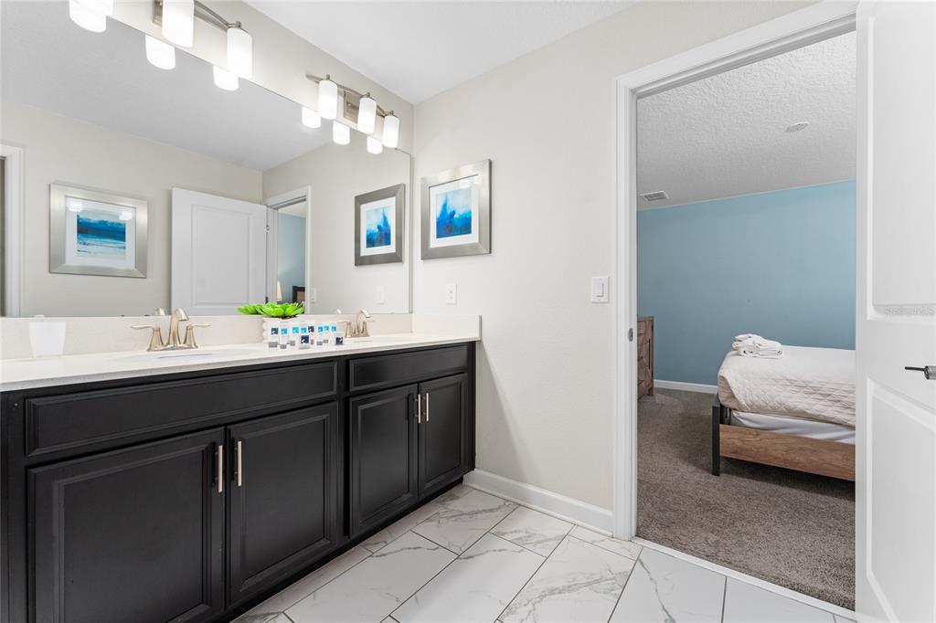 Davenport, Florida, 33896, United States, 8 Bedrooms Bedrooms, ,5 BathroomsBathrooms,Residential,For Sale,1907753
