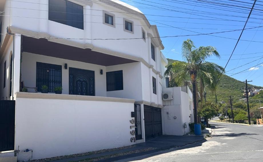 Monterrey, Nuevo León, 64925, Mexico, 3 Bedrooms Bedrooms, ,3 BathroomsBathrooms,Residential,For Sale,1948381