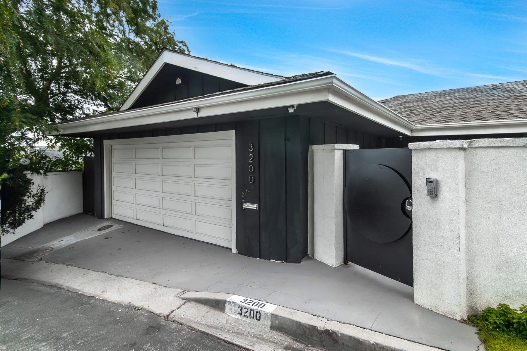  3200 Wrightwood Dr - 物件實景
