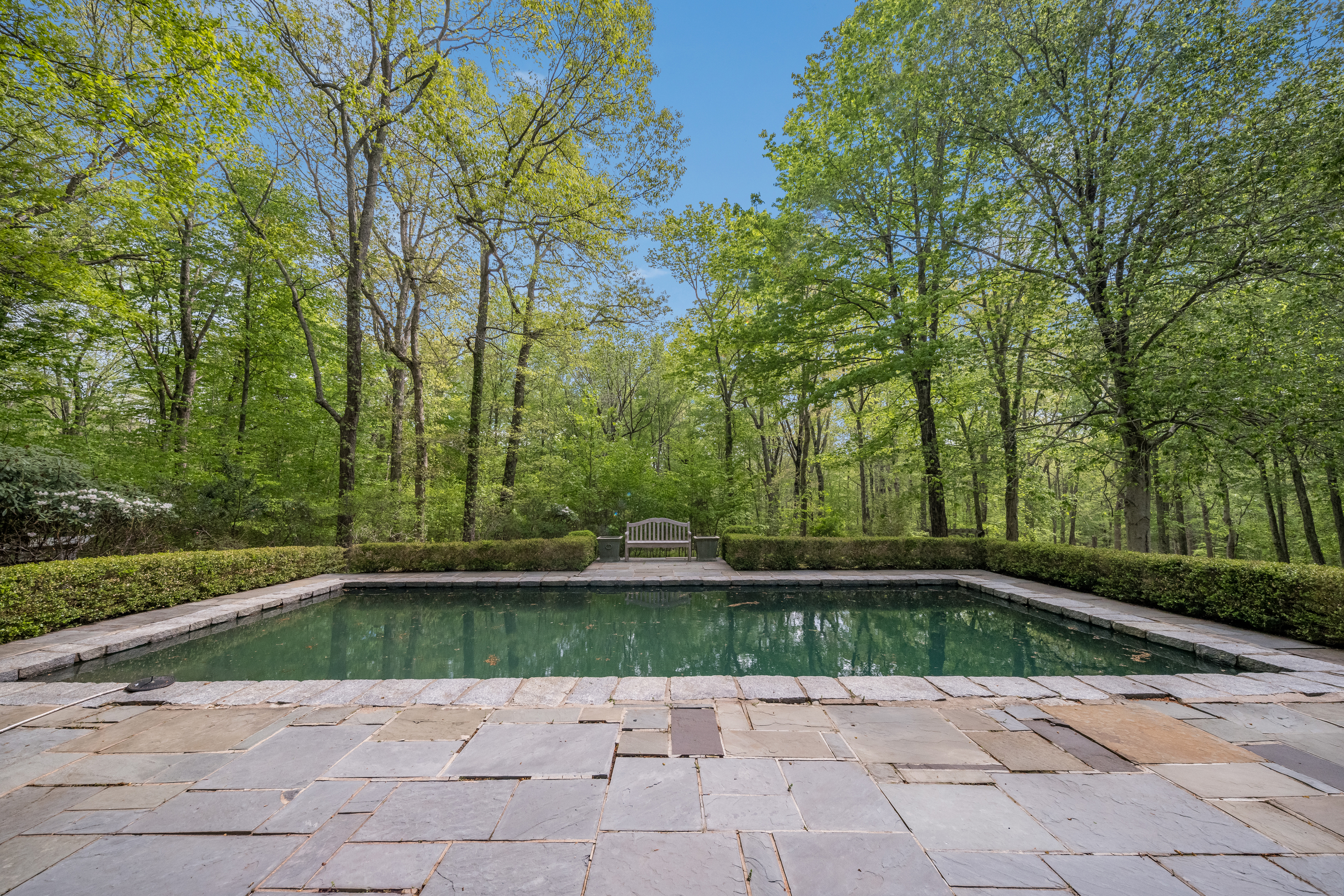  Stunning Custom Built Home on over 30 Acres of Bucolic Lane - 物件實景