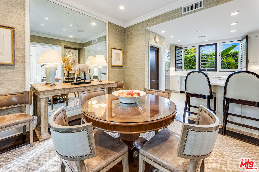 Beverly Hills, California, 90210, United States, 5 Bedrooms Bedrooms, ,6 BathroomsBathrooms,Residential,For Sale,1907457
