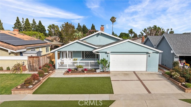 Tustin, California, 92780, United States, 4 Bedrooms Bedrooms, ,2 BathroomsBathrooms,Residential,For Sale,2049100