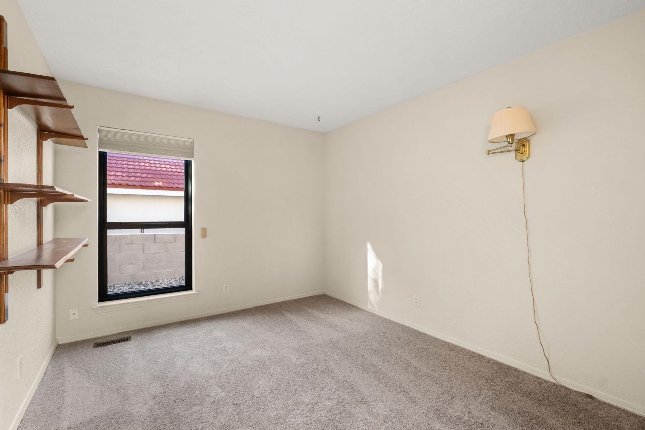 Albuquerque, New Mexico, 87111, United States, 4 Bedrooms Bedrooms, ,3 BathroomsBathrooms,Residential,For Sale,1947395