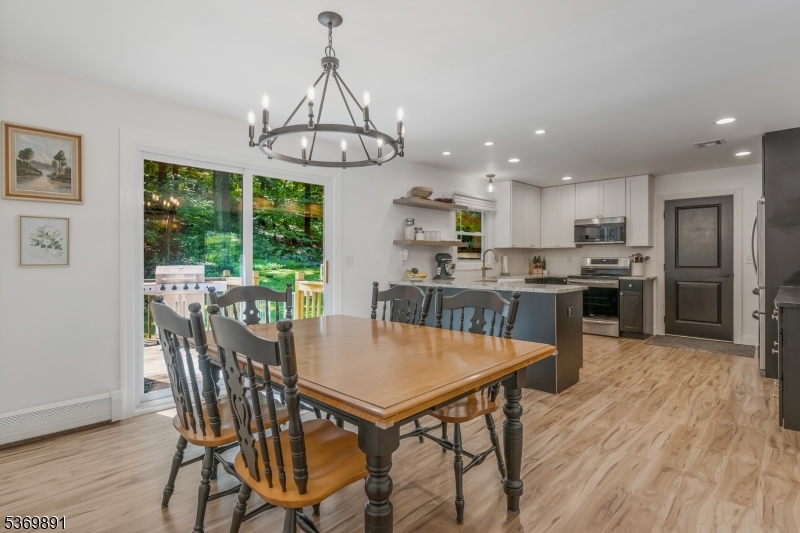 Bethlehem Twp., New Jersey, 08802, United States, 3 Bedrooms Bedrooms, ,2 BathroomsBathrooms,Residential,For Sale,1949584