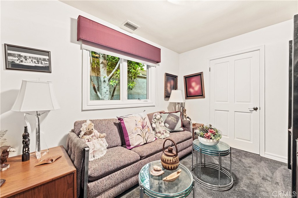 Encino, California, 91436, United States, 6 Bedrooms Bedrooms, ,7 BathroomsBathrooms,Residential,For Sale,1974550