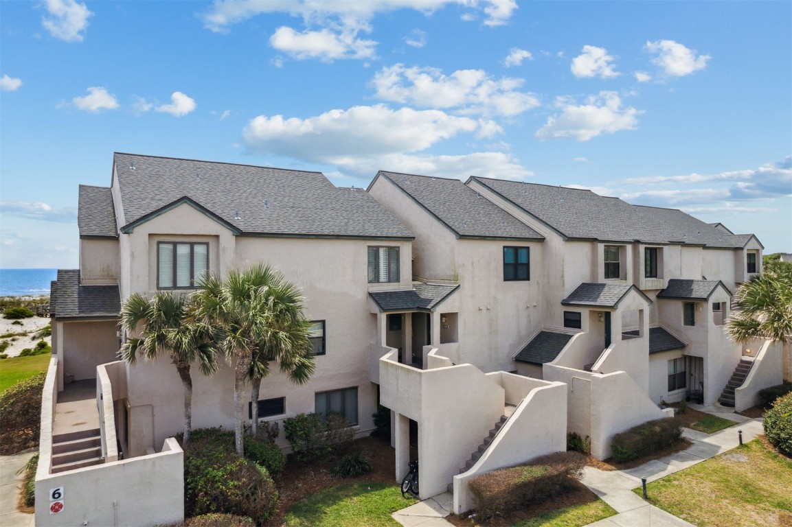 Fernandina Beach, Florida, 32034, United States, 2 Bedrooms Bedrooms, ,2 BathroomsBathrooms,Residential,For Sale,1990876