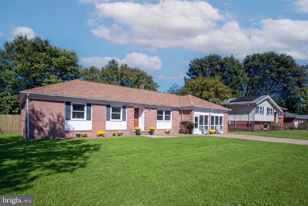 Darl Cir, Colonial Beach, VA 22443 #1
