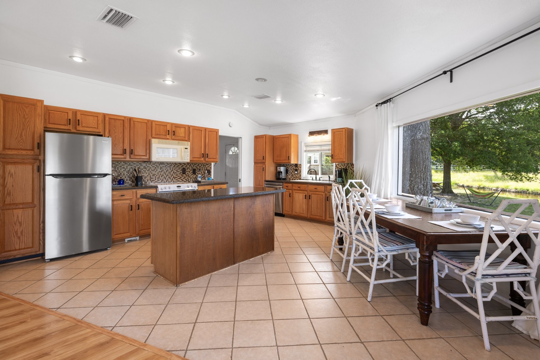  20559 Red Bud Court, Thornton, TX, 76687 - 物件實景