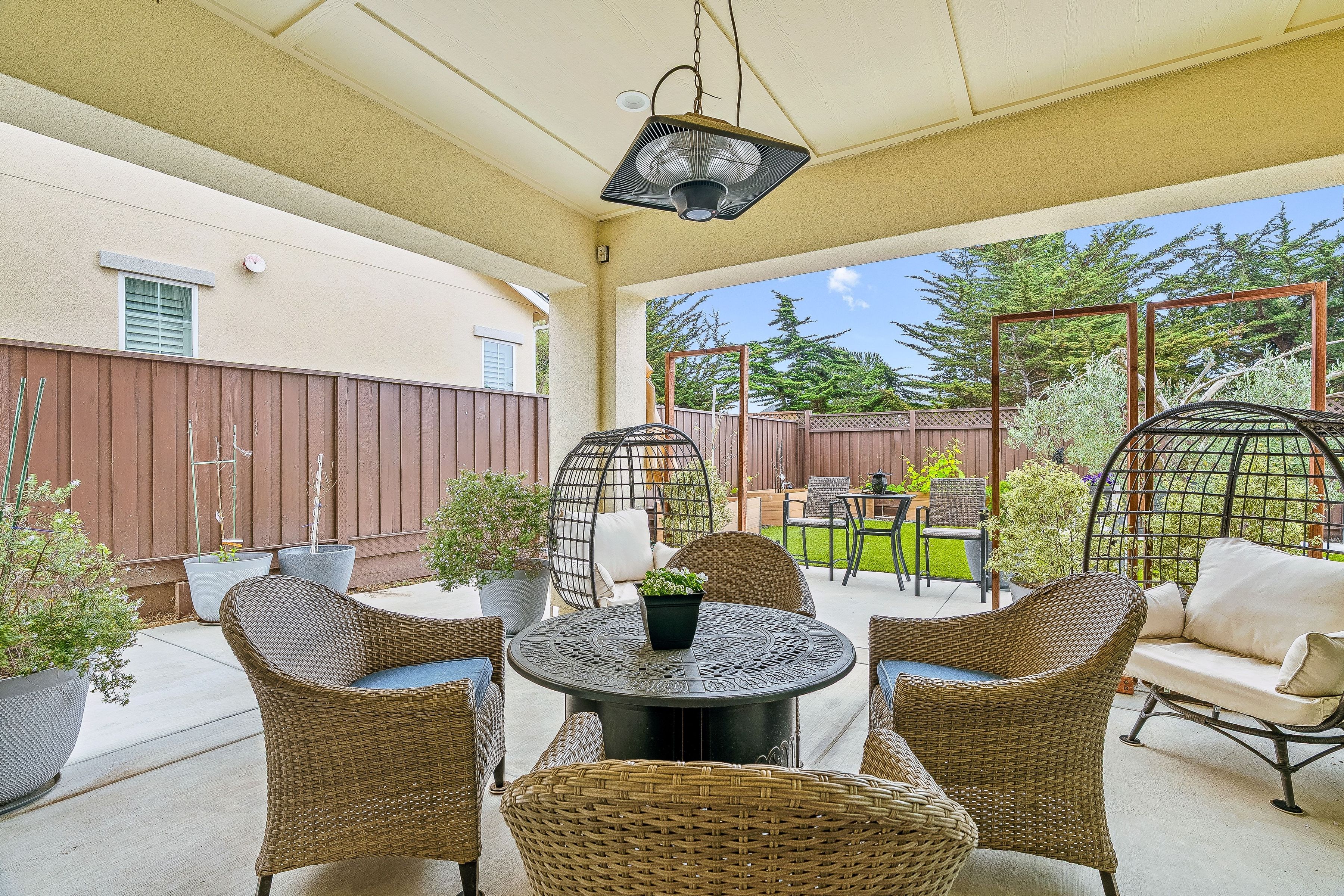  600 Bluffs Drive - 物件實景