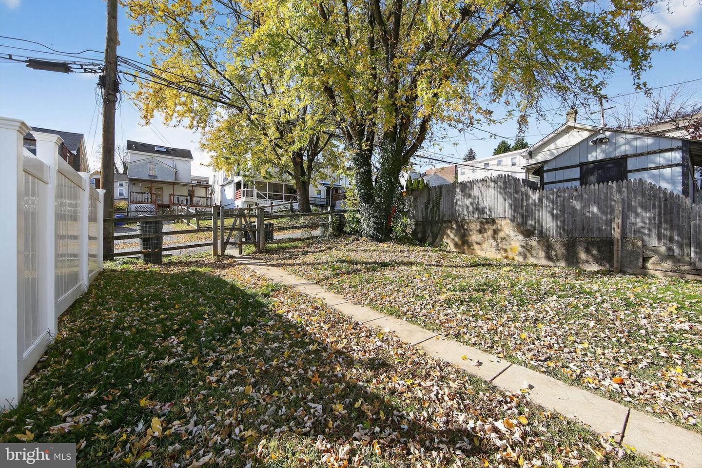 Conshohocken, Pennsylvania, 19428, United States, 3 Bedrooms Bedrooms, ,3 BathroomsBathrooms,Residential,For Sale,1989240