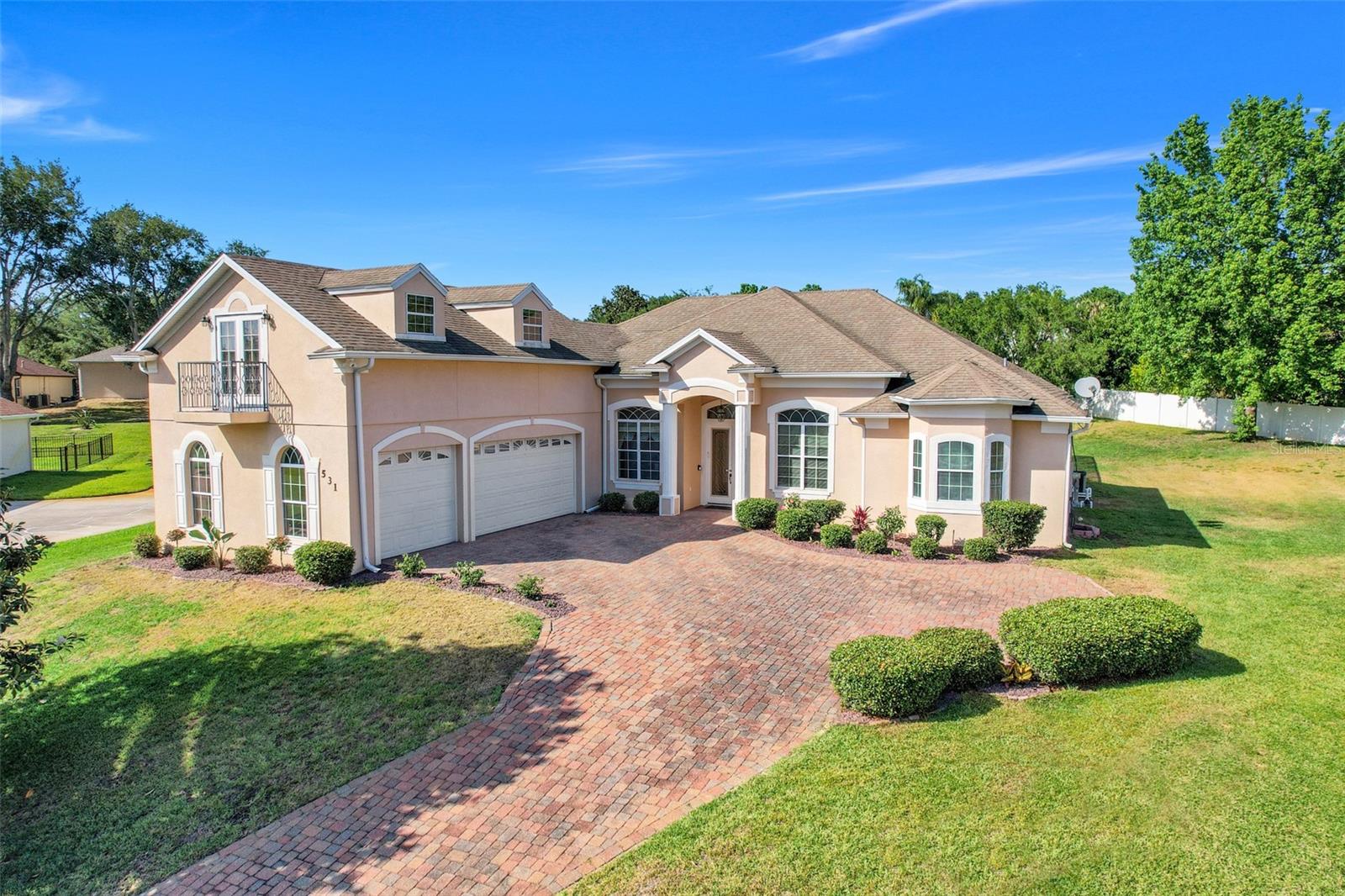 MINNEOLA, Florida, 34715, United States, 4 Bedrooms Bedrooms, ,4 BathroomsBathrooms,Residential,For Sale,1933322