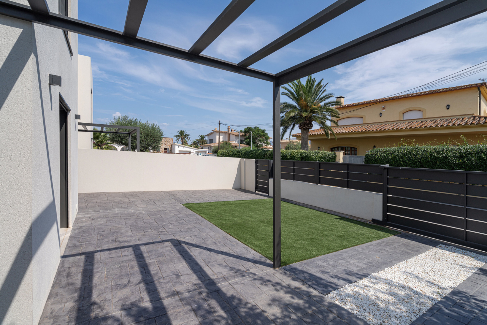  Modern semi-detached house in Requesens - Empuriabrava - 物件實景