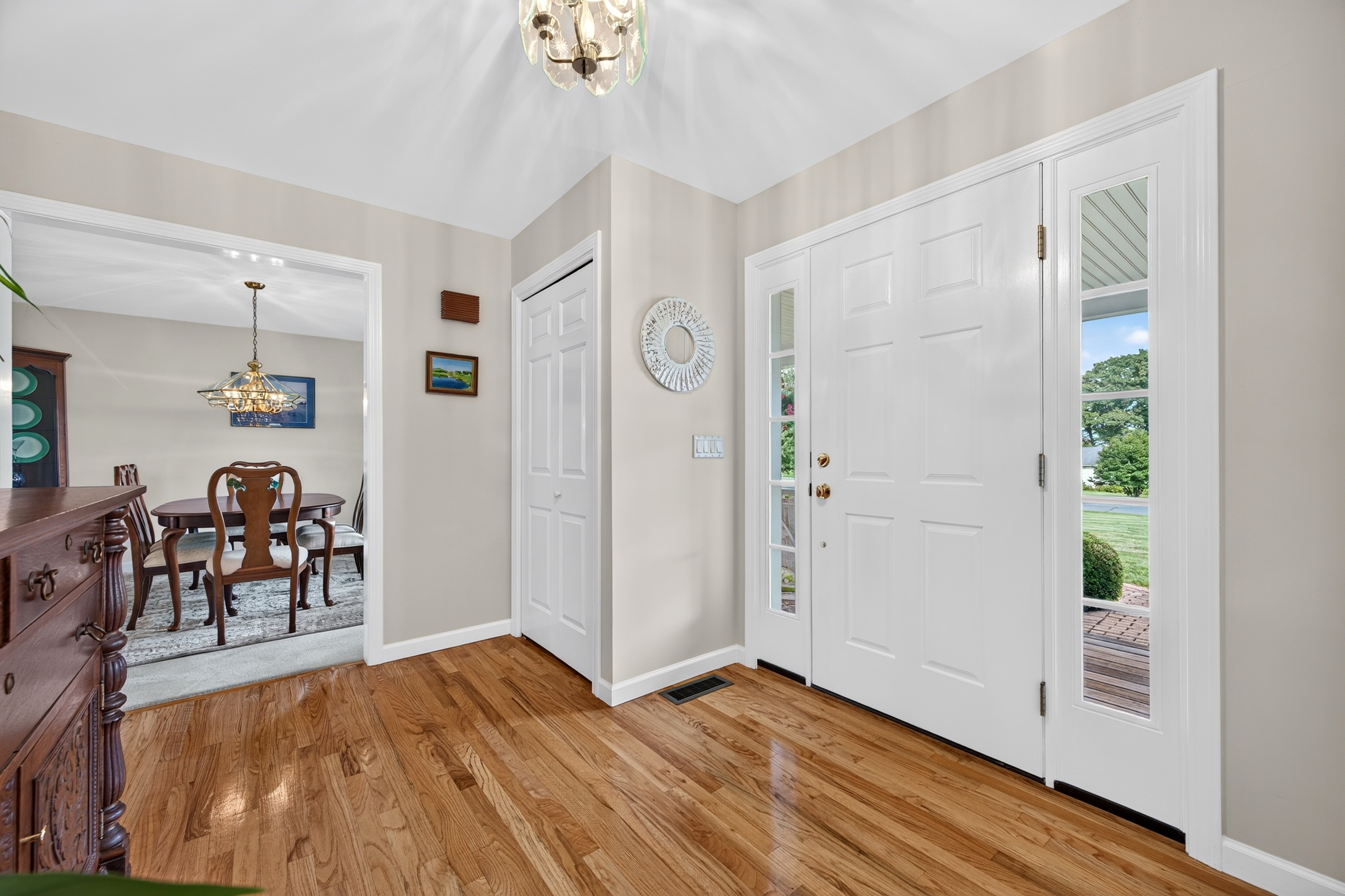  Classic Custom Colonial on Over 2 Private Acres - 物件實景