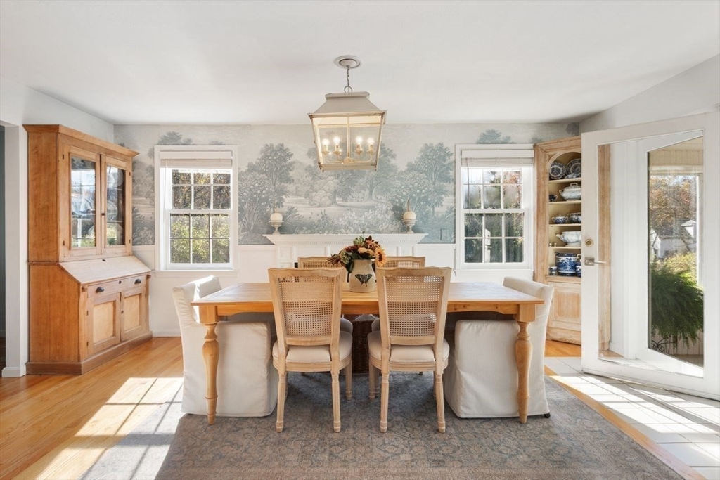 Westford, Massachusetts, 01886, United States, 4 Bedrooms Bedrooms, ,4 BathroomsBathrooms,Residential,For Sale,1987953