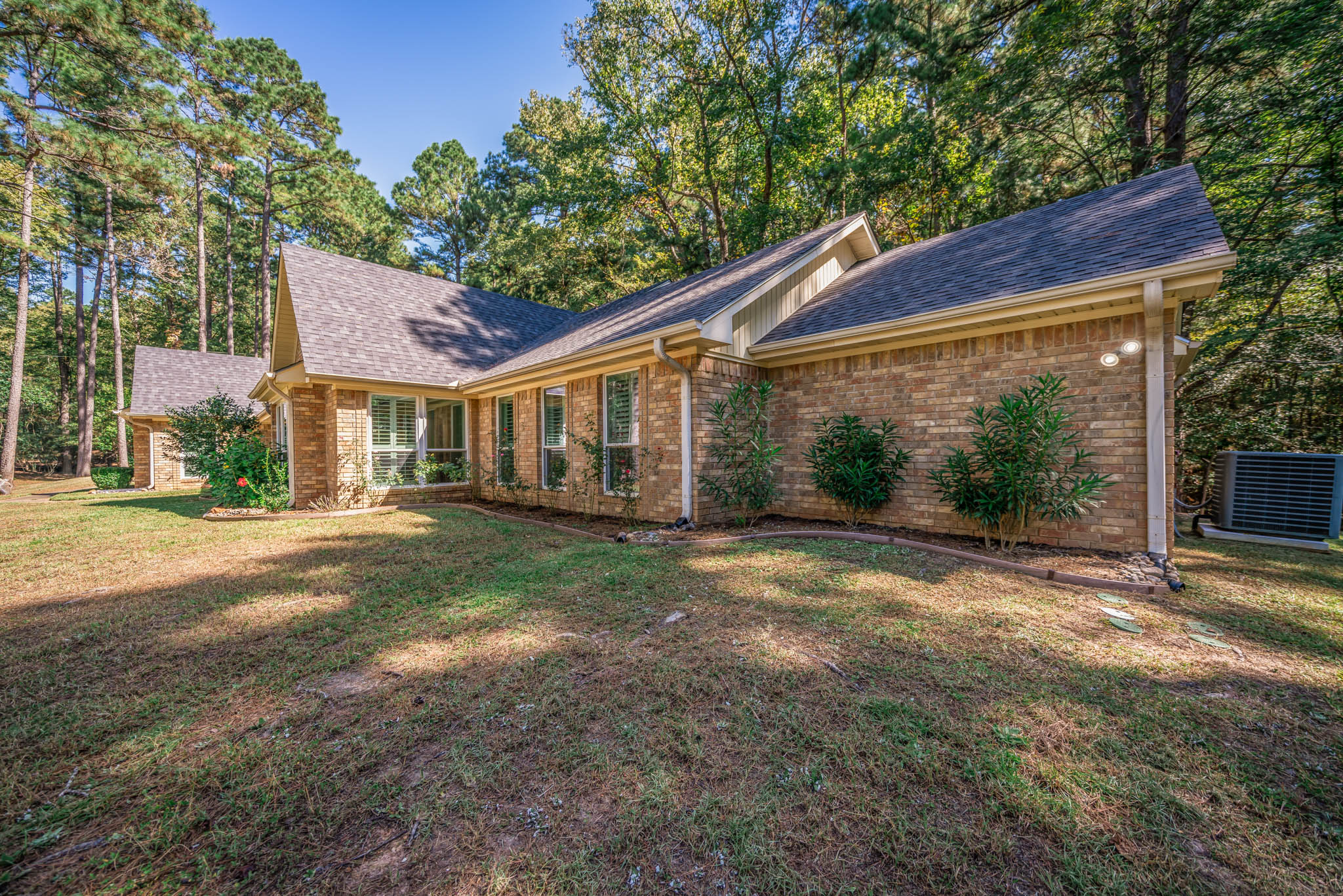 Rusk, Texas, 75785, United States, 4 Bedrooms Bedrooms, ,4 BathroomsBathrooms,Residential,For Sale,1930164