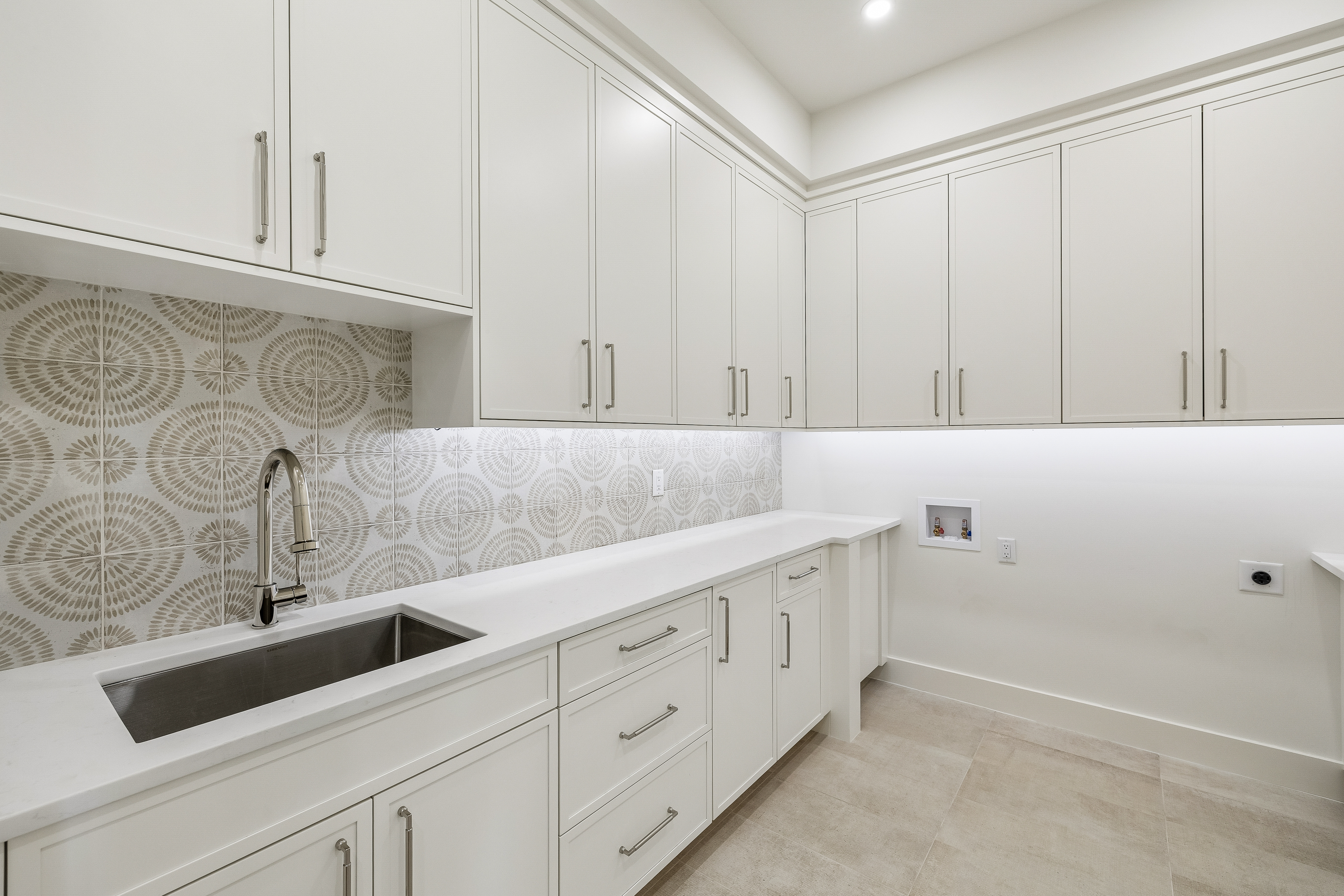  Exceptional New Construction Estate with Preserve Views in Burnt Pine - 物件實景