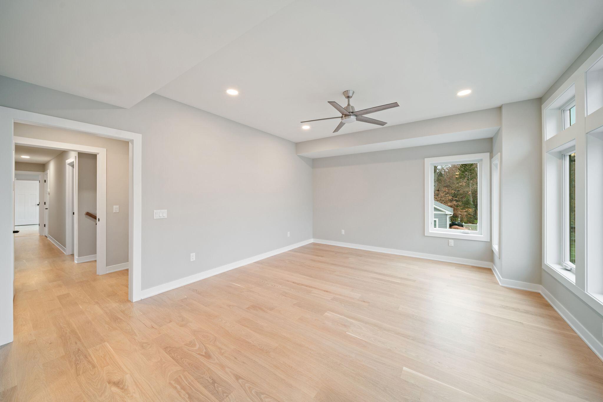 Burlington, Wisconsin, 53105, United States, 6 Bedrooms Bedrooms, ,4 BathroomsBathrooms,Residential,For Sale,2003027