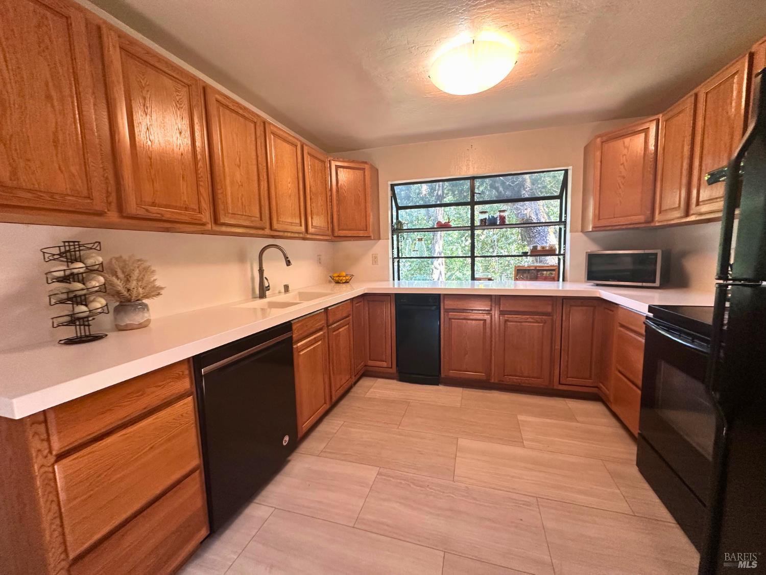 Sunol, California, 94586, United States, 3 Bedrooms Bedrooms, ,2 BathroomsBathrooms,Residential,For Sale,1900875