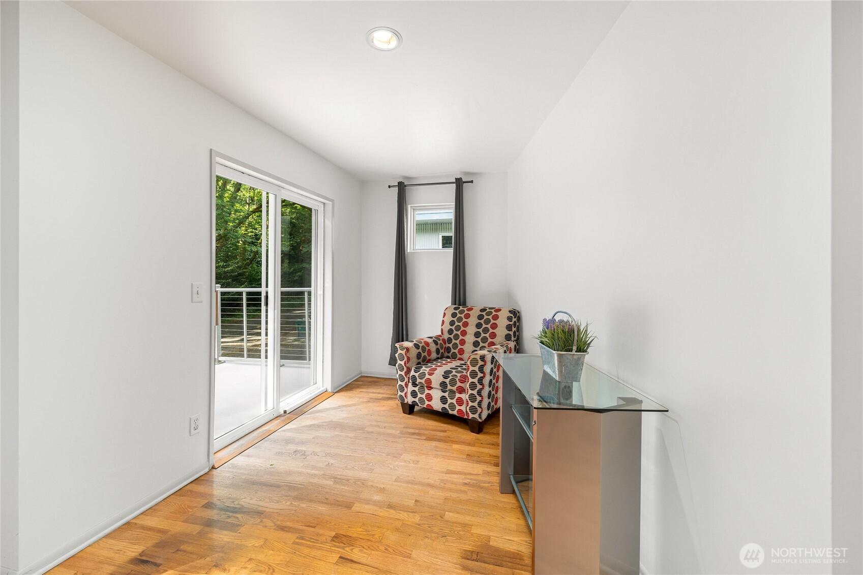 SEATTLE, Washington, 98146, United States, 2 Bedrooms Bedrooms, ,2 BathroomsBathrooms,Residential,For Sale,1875636