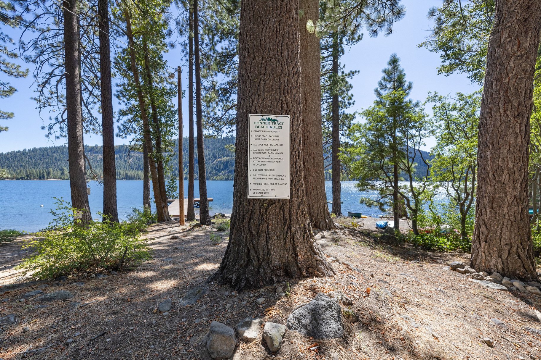  Rare Donner Tract home with private beach and pier access. - 物件實景