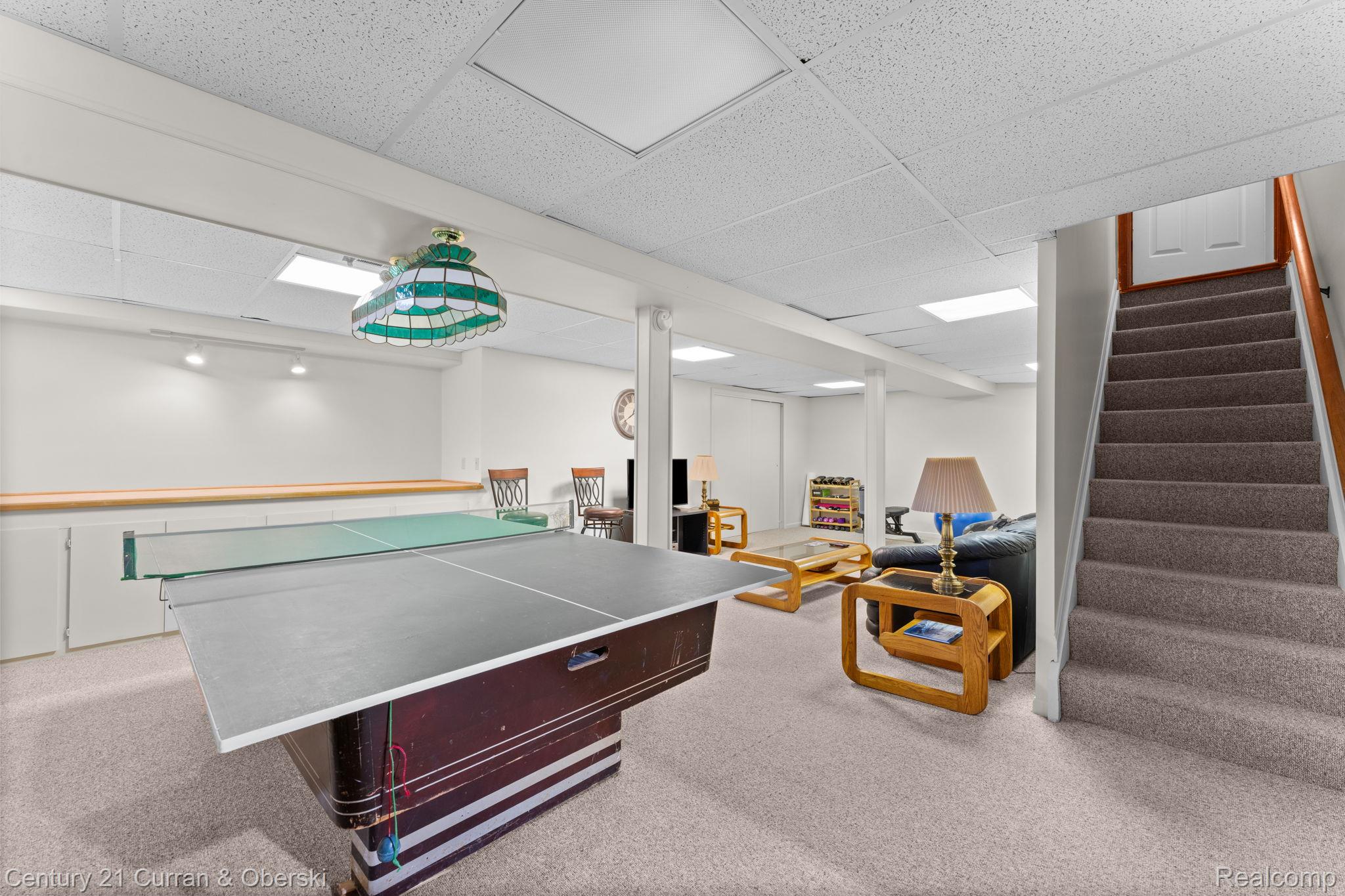 Novi, Michigan, 48375, United States, 4 Bedrooms Bedrooms, ,3 BathroomsBathrooms,Residential,For Sale,2048912