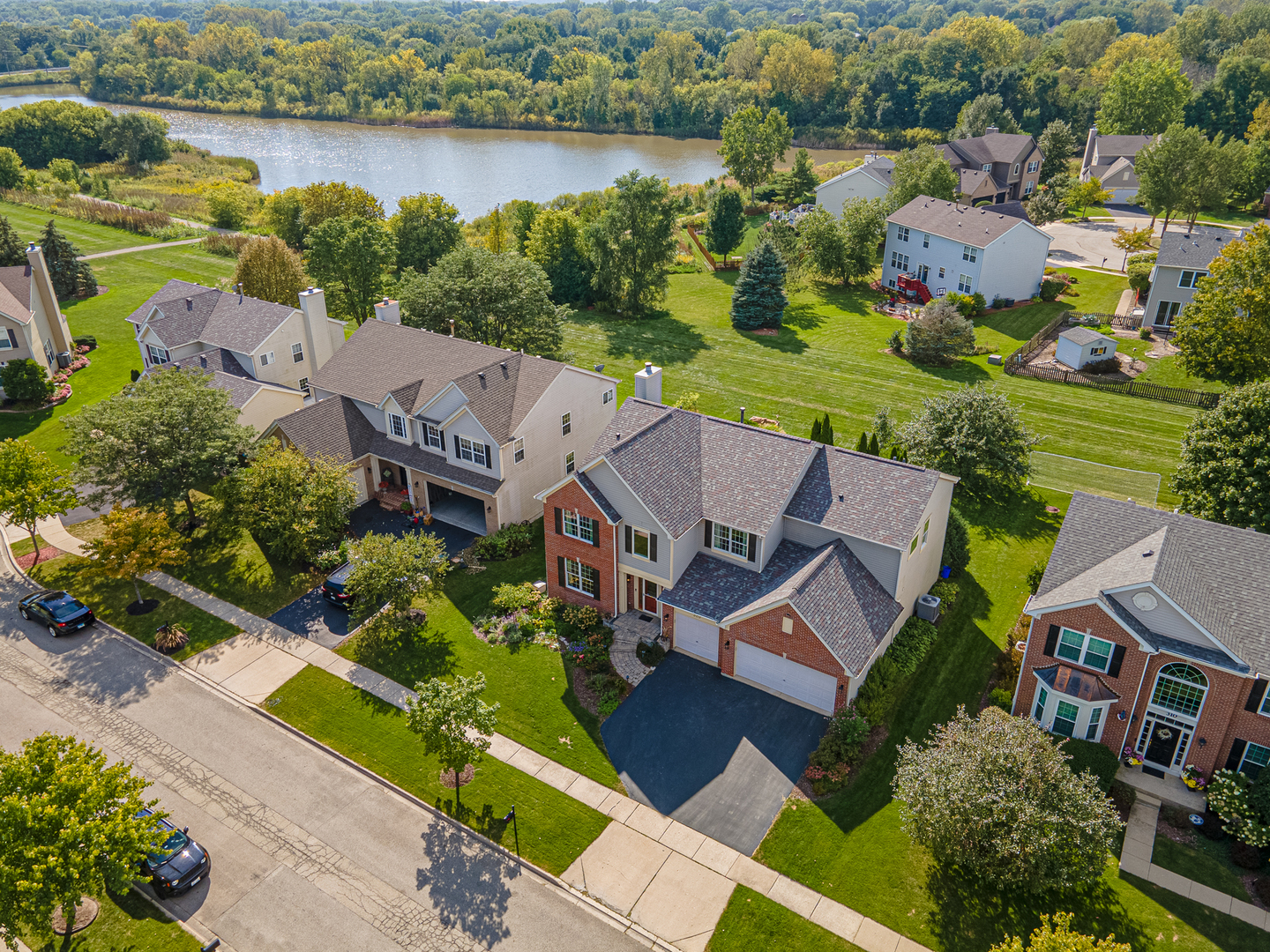 320 Courtland Drive, South Elgin, Illinois, 60177, United States, 5 Bedrooms Bedrooms, ,3 BathroomsBathrooms,Residential,For Sale,320 Courtland Drive,1662945
