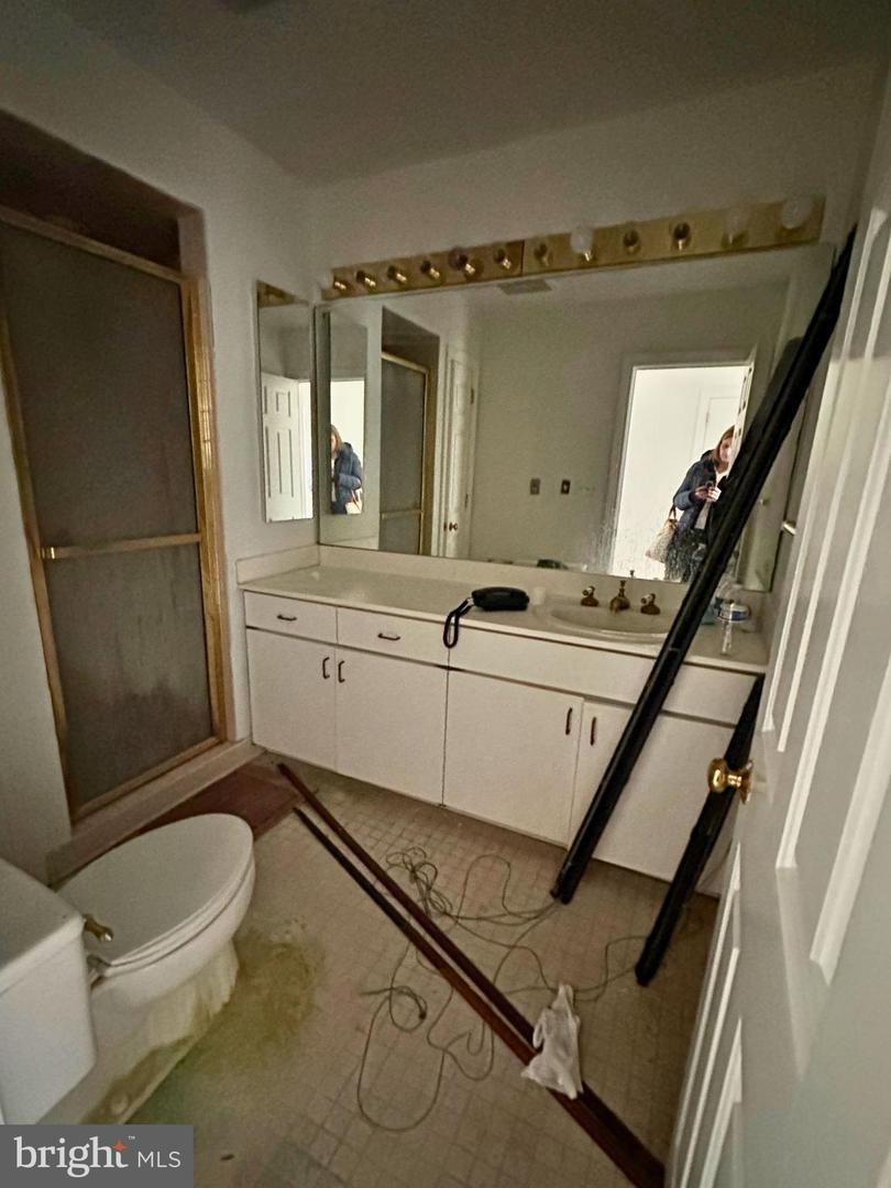 Baltimore, Maryland, 21202, United States, 3 Bedrooms Bedrooms, ,6 BathroomsBathrooms,Residential,For Sale,2002254