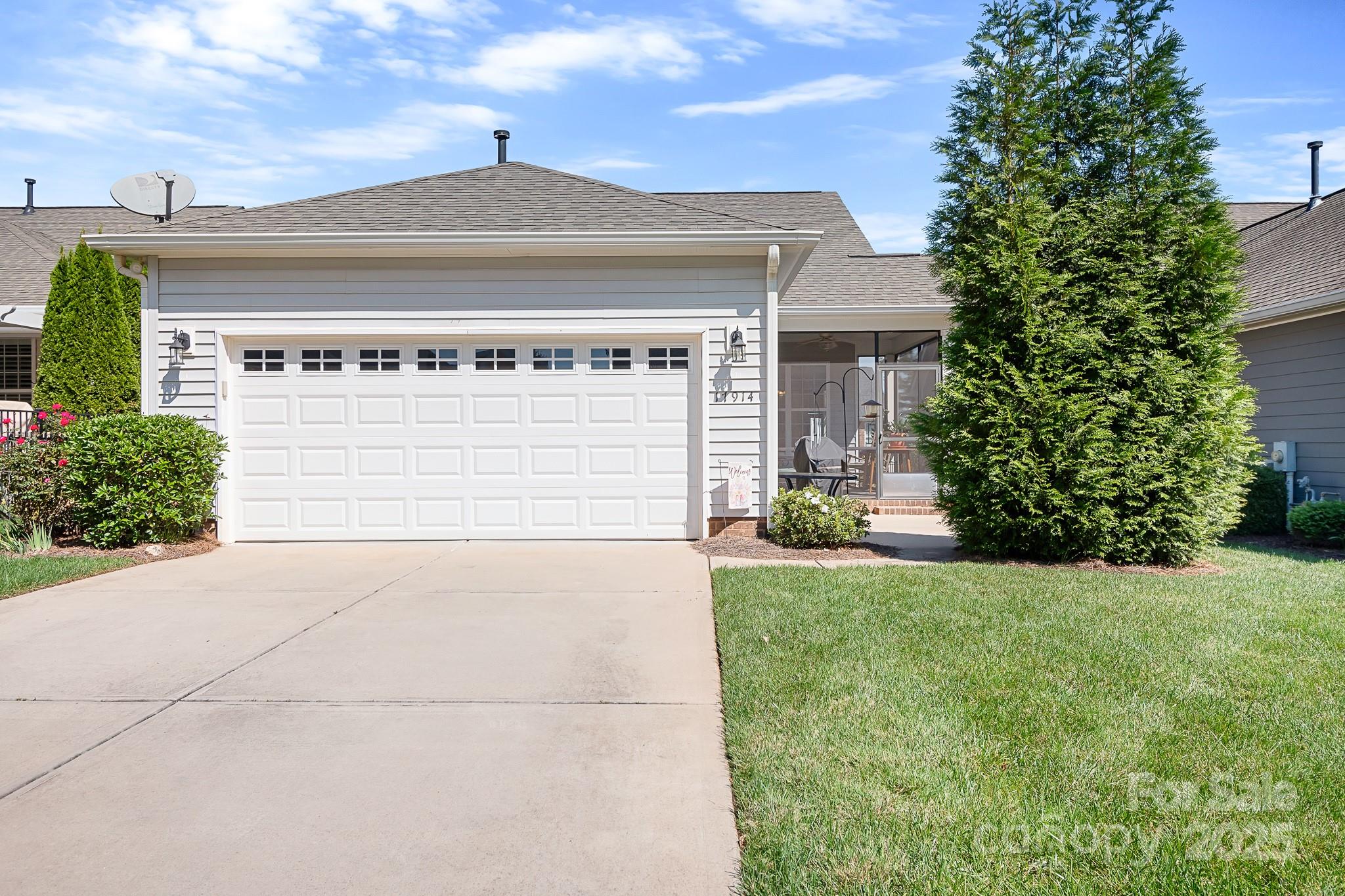 Cornelius, North Carolina, 28031, United States, 3 Bedrooms Bedrooms, ,2 BathroomsBathrooms,Residential,For Sale,1955673