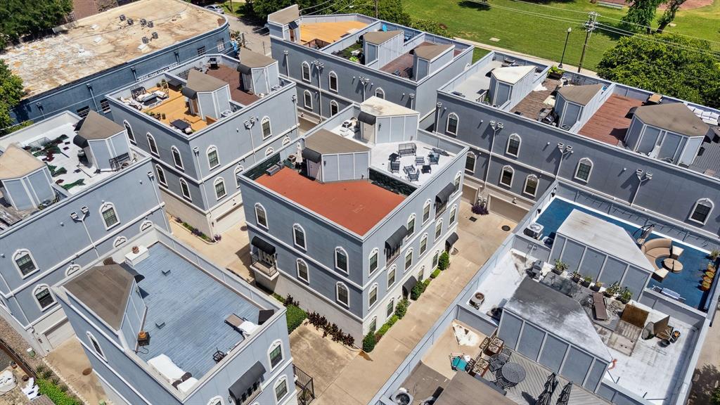 Dallas, Texas, 75204, United States, 2 Bedrooms Bedrooms, ,3 BathroomsBathrooms,Residential,For Sale,1895857