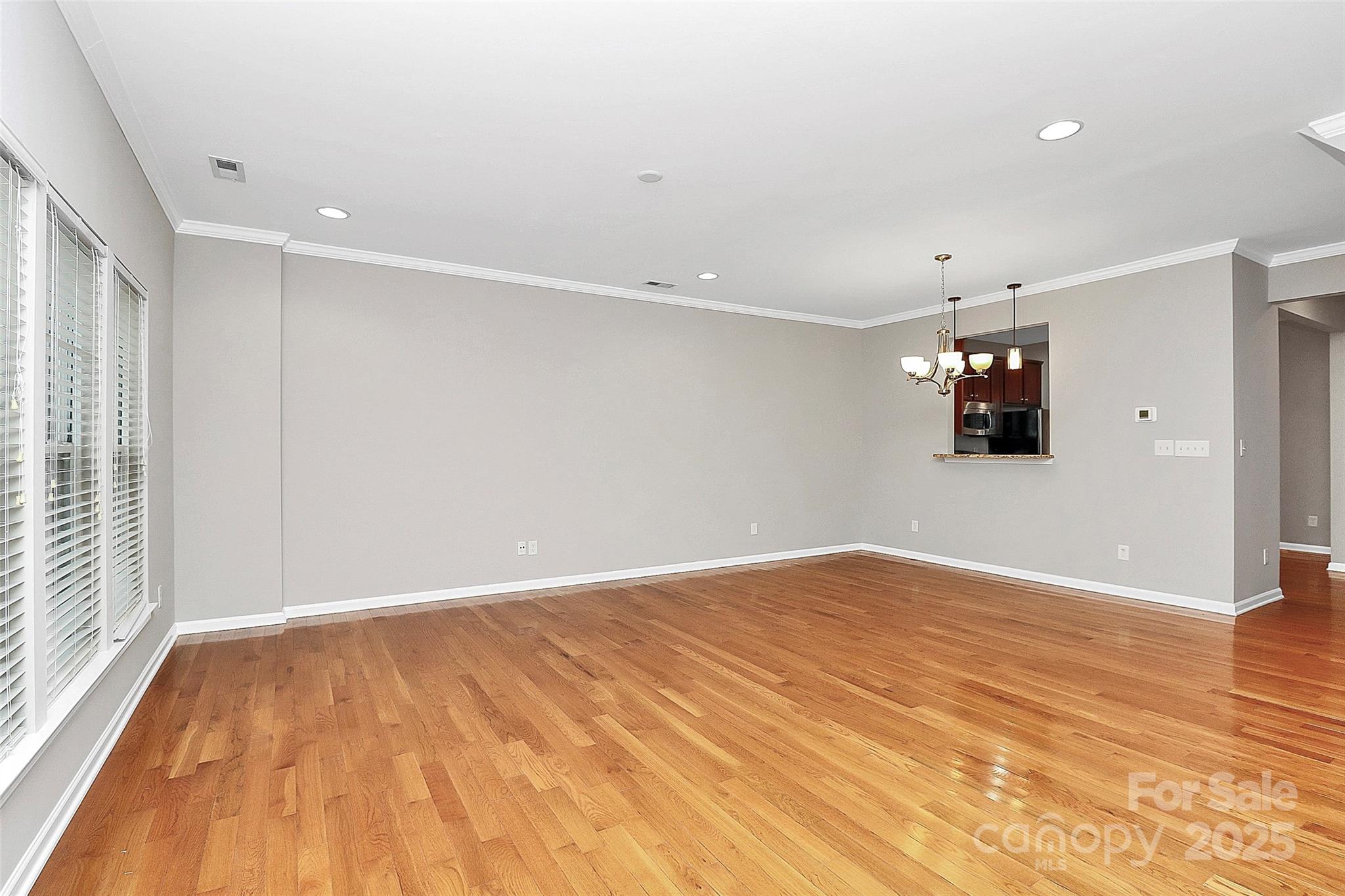 Charlotte, North Carolina, 28203, United States, 3 Bedrooms Bedrooms, ,3 BathroomsBathrooms,Residential,For Sale,2003363