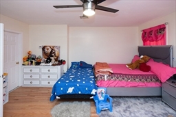 Worcester, Massachusetts, 01604, United States, 6 Bedrooms Bedrooms, ,4 BathroomsBathrooms,Residential,For Sale,1977406