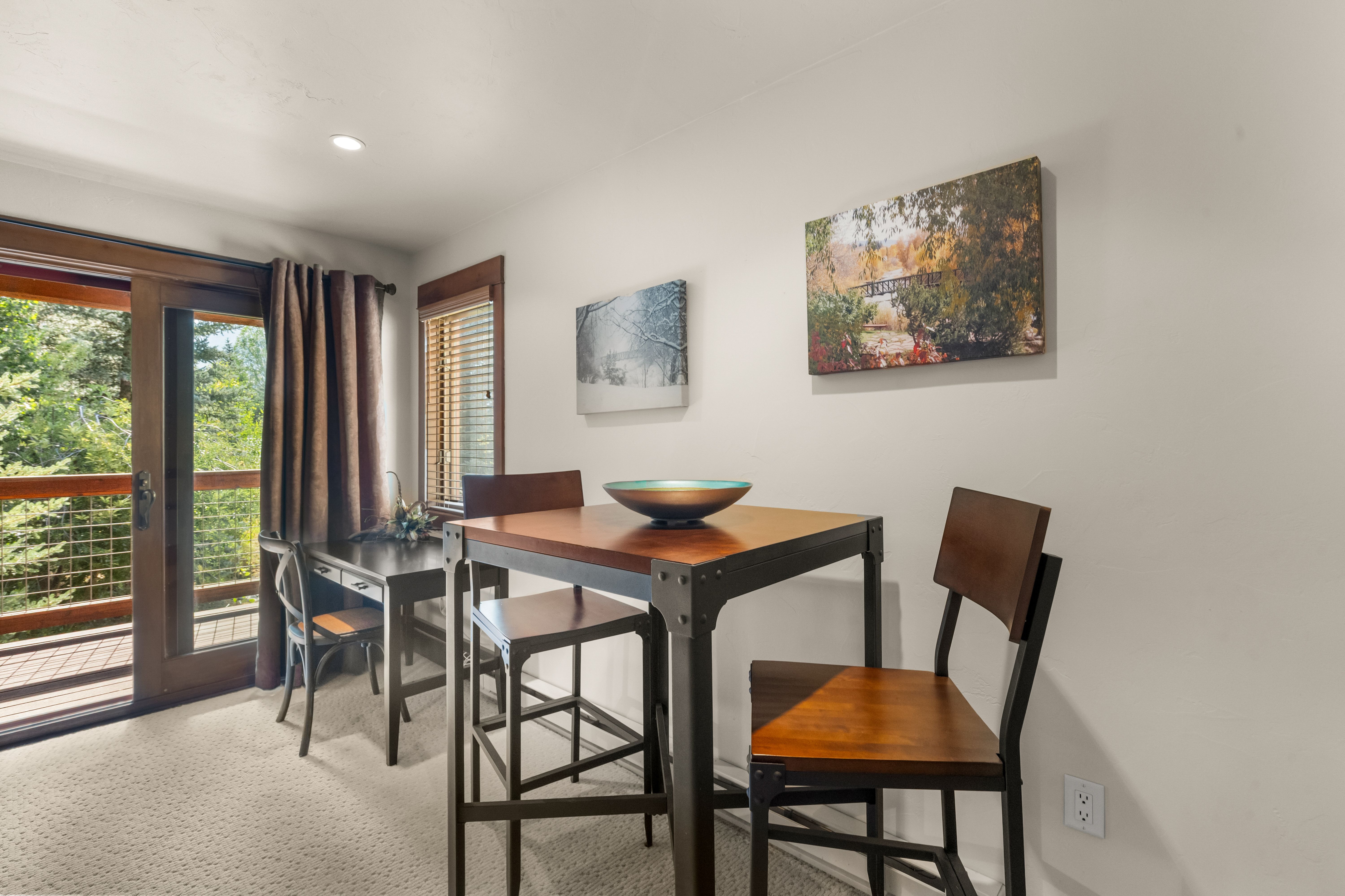  One Bedroom in Prime Location Central to Everything - 物件實景