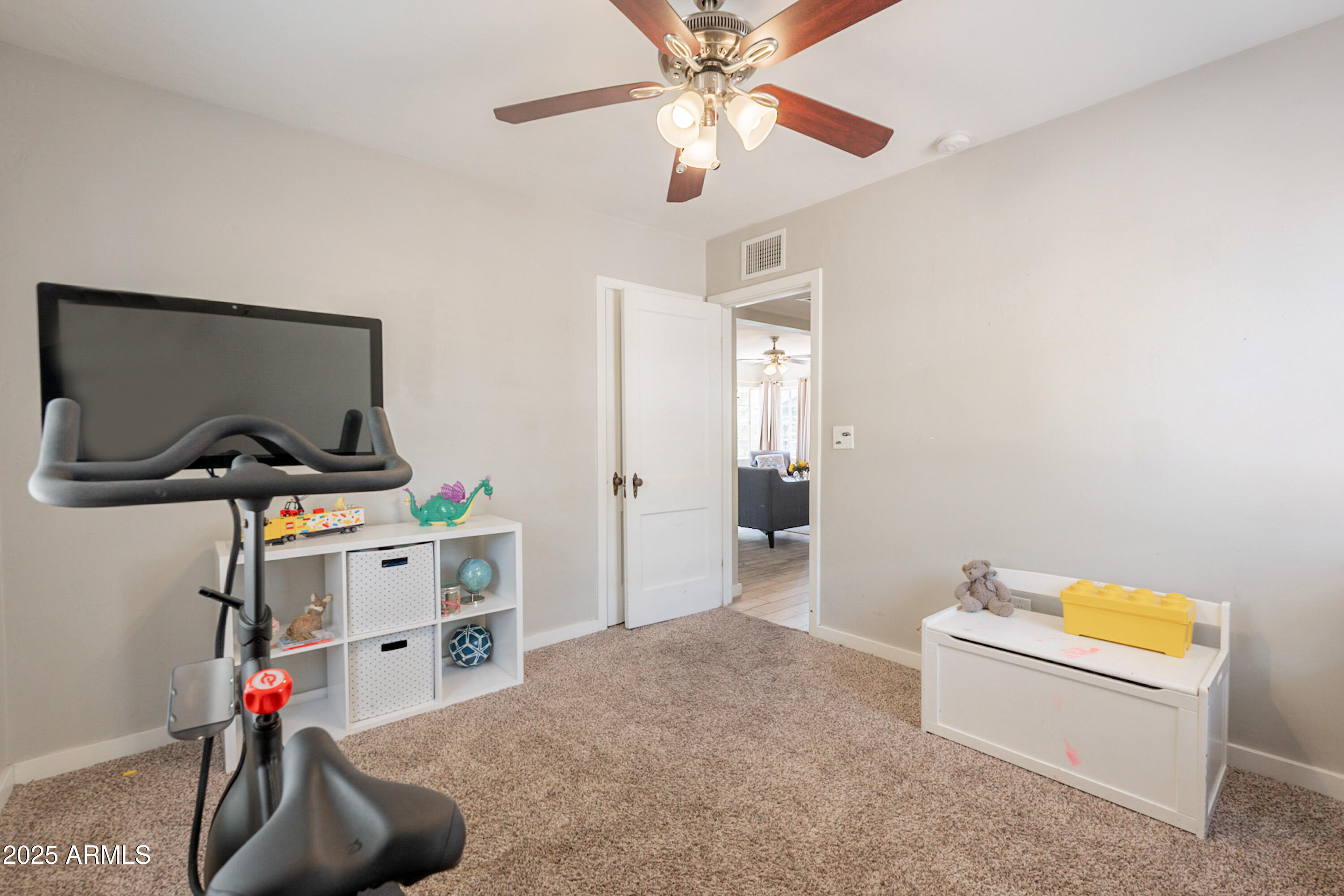 Phoenix, Arizona, 85013, United States, 3 Bedrooms Bedrooms, ,Residential,For Sale,1818806