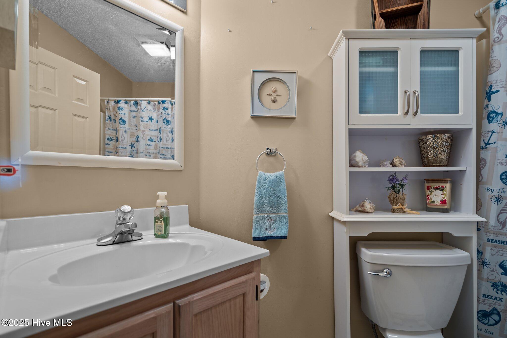 Oak Island, North Carolina, 28465, United States, 3 Bedrooms Bedrooms, ,2 BathroomsBathrooms,Residential,For Sale,1847488