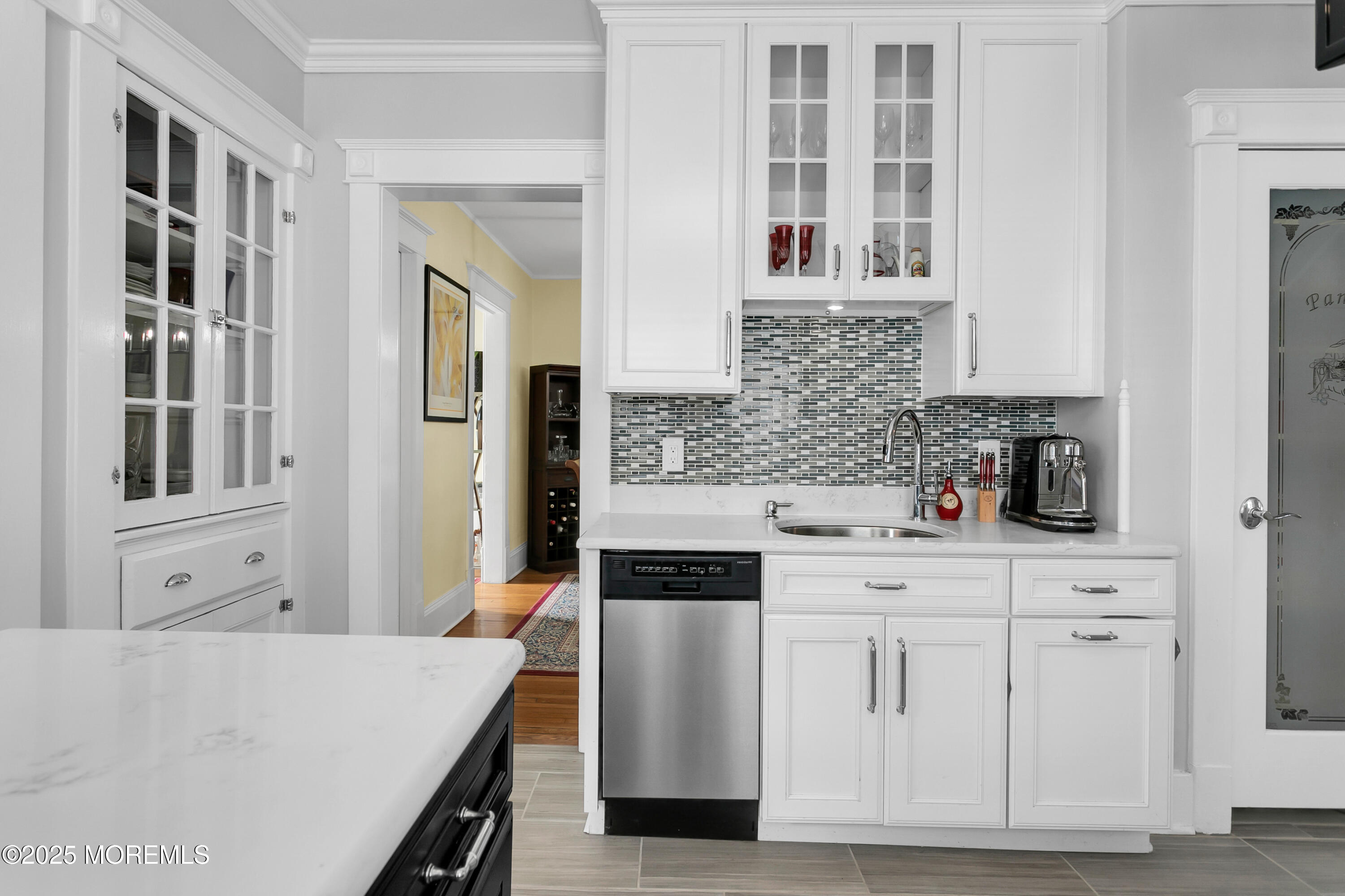 Red Bank, New Jersey, 07701, United States, 3 Bedrooms Bedrooms, ,2 BathroomsBathrooms,Residential,For Sale,1920551