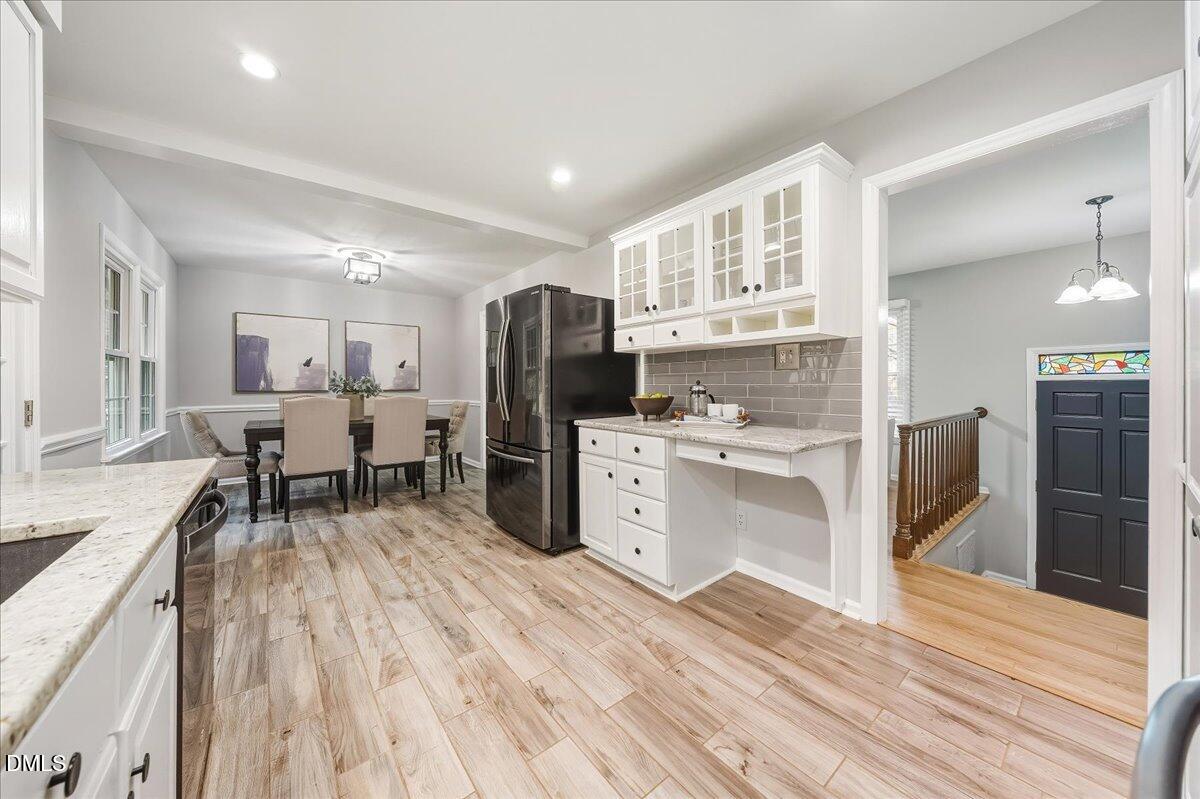 Raleigh, North Carolina, 27609, United States, 3 Bedrooms Bedrooms, ,3 BathroomsBathrooms,Residential,For Sale,1954516