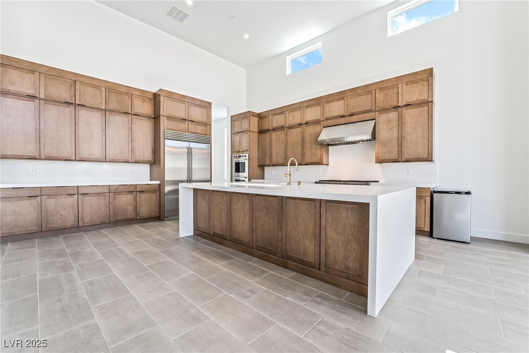 Las Vegas, Nevada, 89135, United States, 4 Bedrooms Bedrooms, ,5 BathroomsBathrooms,Residential,For Sale,1974959