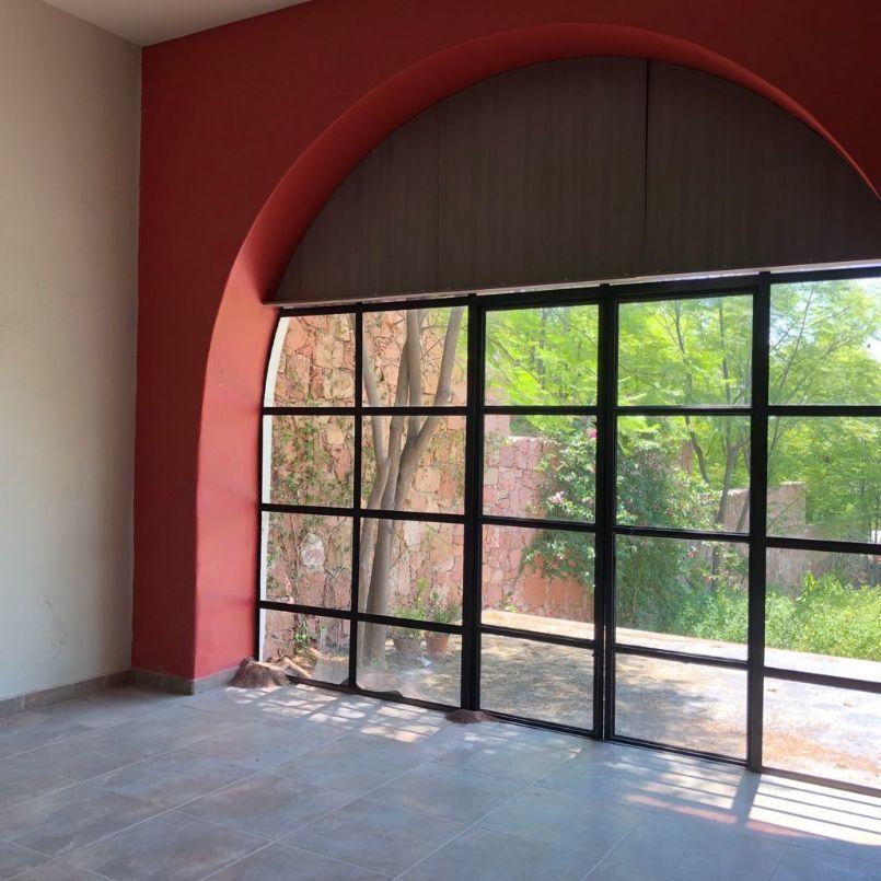 3era Cerrada de los Arcos, Querétaro, Querétaro, 76060, Mexico, 3 Bedrooms Bedrooms, ,2 BathroomsBathrooms,Residential,For Sale,3era Cerrada de los Arcos,1623456
