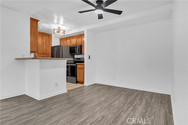 Torrance, California, 90502, United States, 2 Bedrooms Bedrooms, ,2 BathroomsBathrooms,Residential,For Sale,1987112