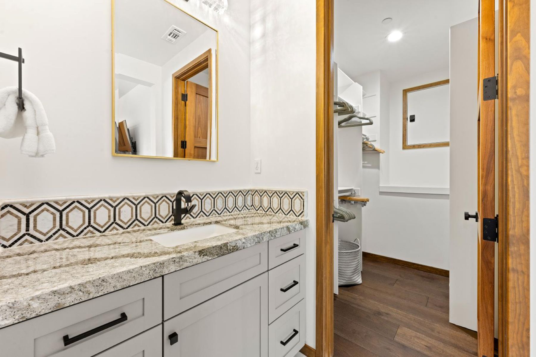  6016 Aldea Drive, El Dorado Hills, CA, 95762 - 物件實景