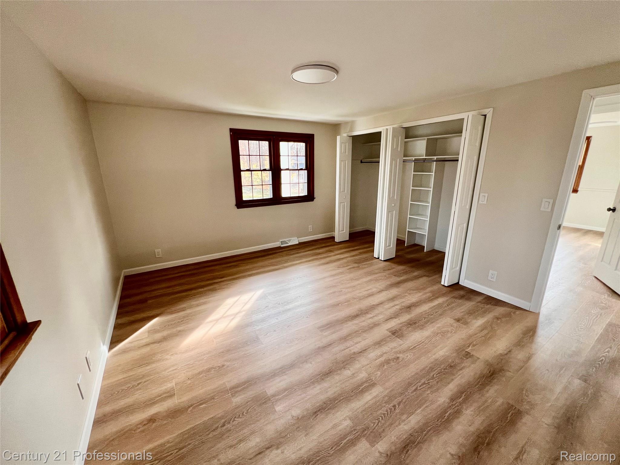 Plymouth, Michigan, 48170, United States, 5 Bedrooms Bedrooms, ,3 BathroomsBathrooms,Residential,For Sale,1982882