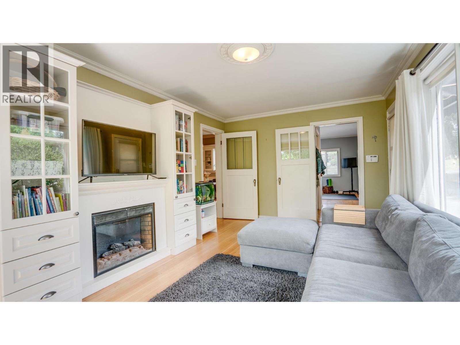 VERNON, British Columbia, V1T 1J7, CA, 5 Bedrooms Bedrooms, ,2 BathroomsBathrooms,Residential,For Sale,1917504