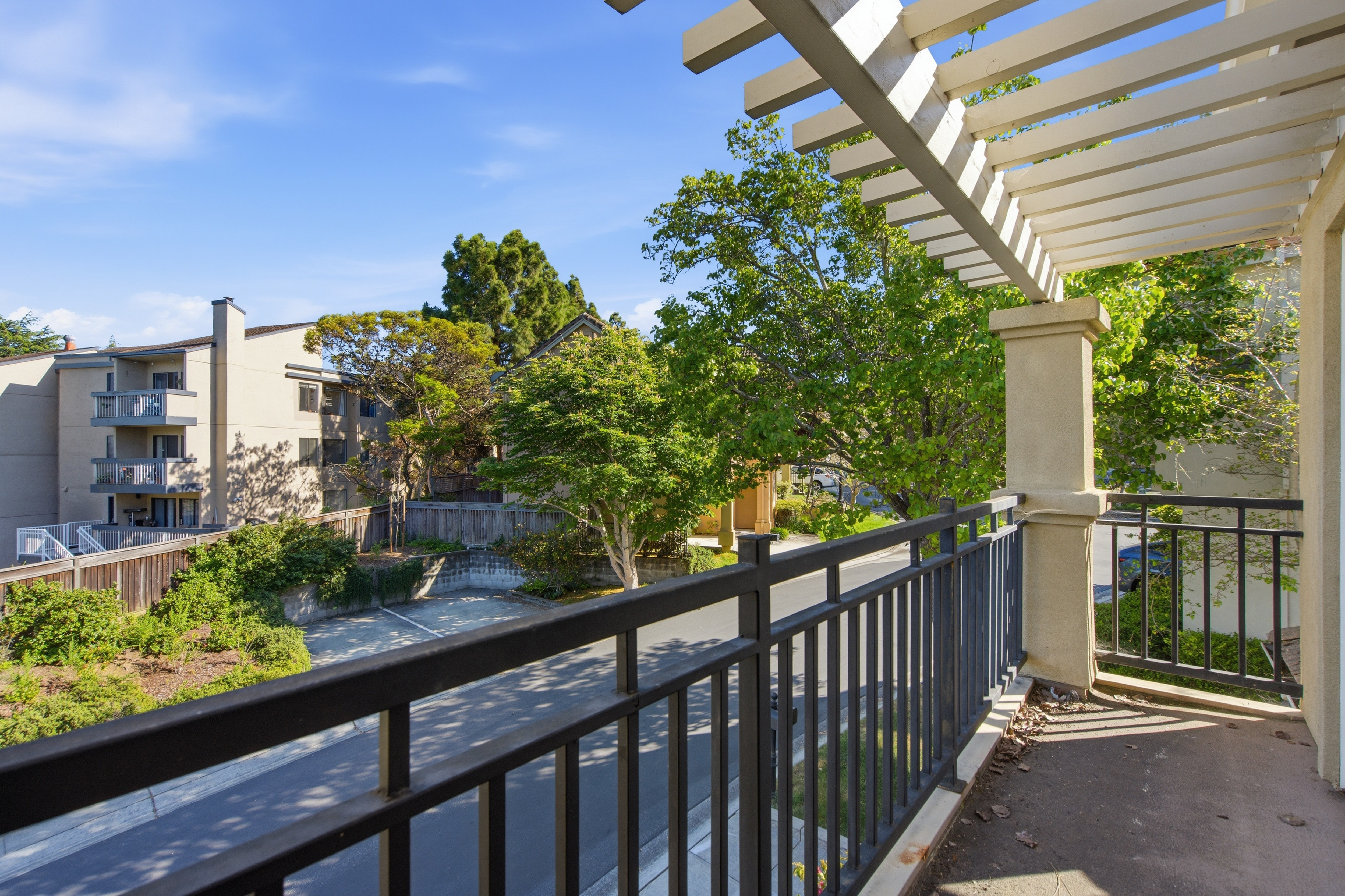  Turn-Key in Exclusive Bayview Community - 物件實景