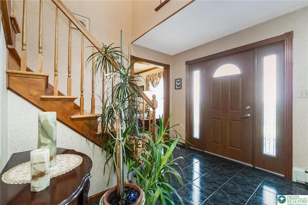 New Tripoli, Pennsylvania, 18066-2432, United States, 3 Bedrooms Bedrooms, ,3 BathroomsBathrooms,Residential,For Sale,1945015