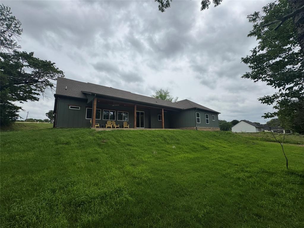 Mabank, Texas, 75143, United States, 4 Bedrooms Bedrooms, ,3 BathroomsBathrooms,Residential,For Sale,1942987