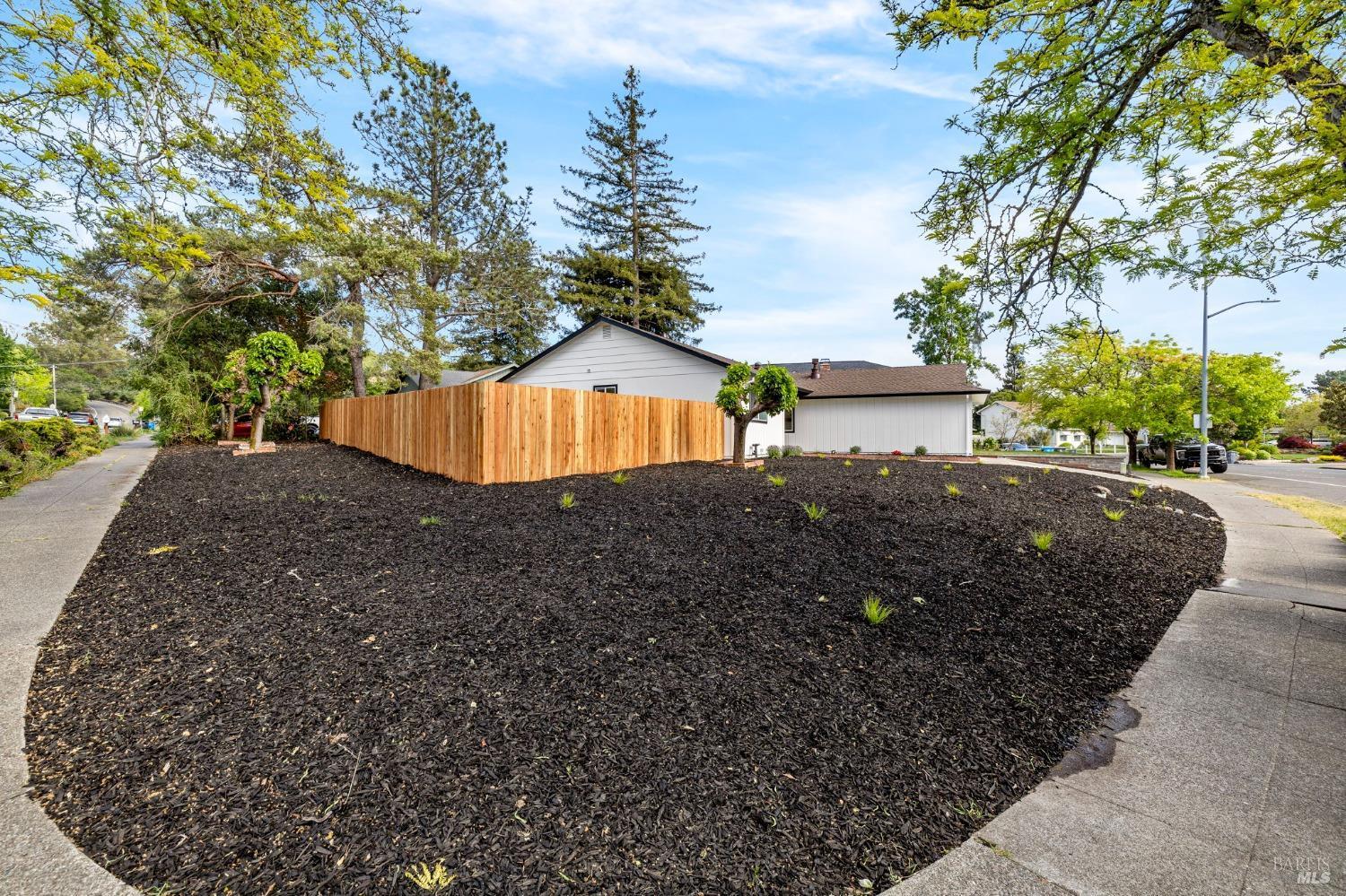 Santa Rosa, California, 95404, United States, 3 Bedrooms Bedrooms, ,2 BathroomsBathrooms,Residential,For Sale,1872467